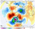 ecmwf-ensemble-avg-nhemi-t850_anom_stream-0628000.png